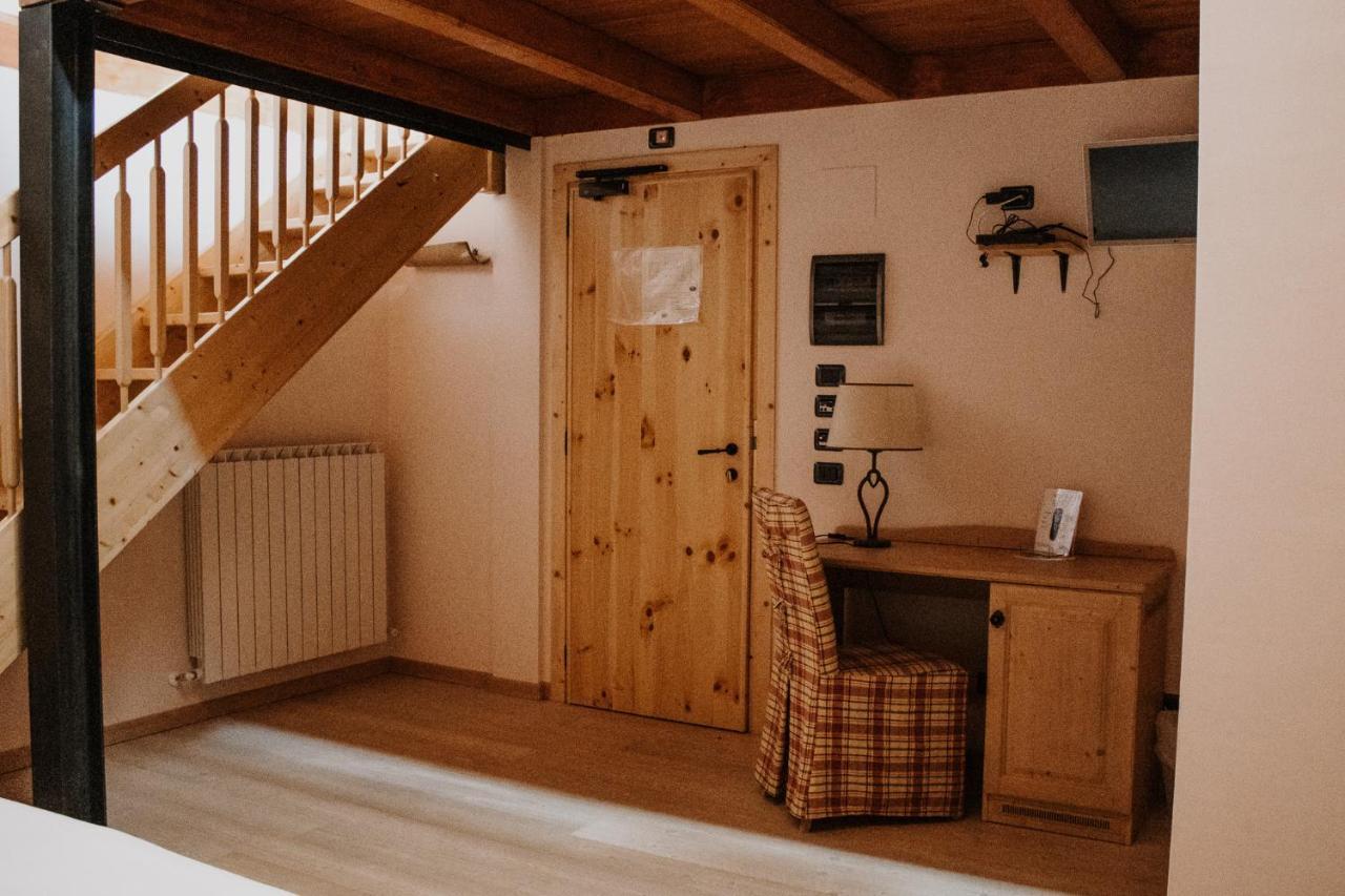 Principessa Giovanna Boutique Chalet Рокарасо Екстериор снимка